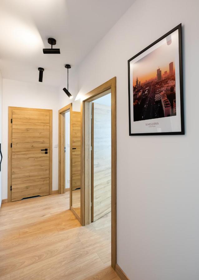 Wola Skwer Sunny Apartment Warsaw Exterior photo